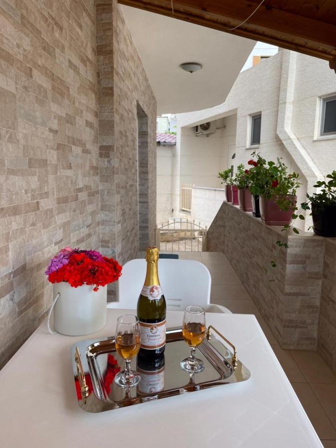 Guesthouse Flamur Ксамил Екстериор снимка
