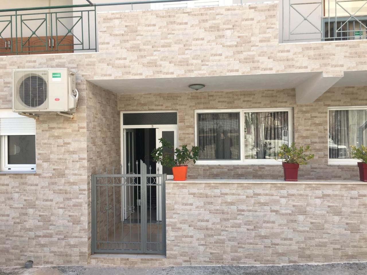 Guesthouse Flamur Ксамил Екстериор снимка